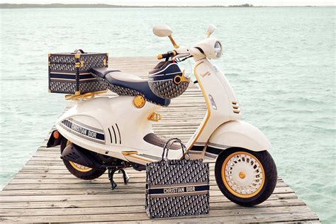 Vespa Dior edition 946